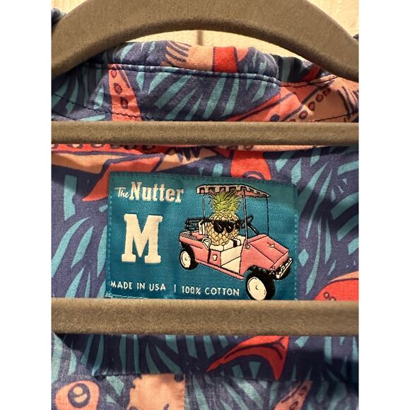 The Nutter Men’s Shark Print Pullover Shirt Size M, Made in USA Vacation Resort - Picture 6 of 6
